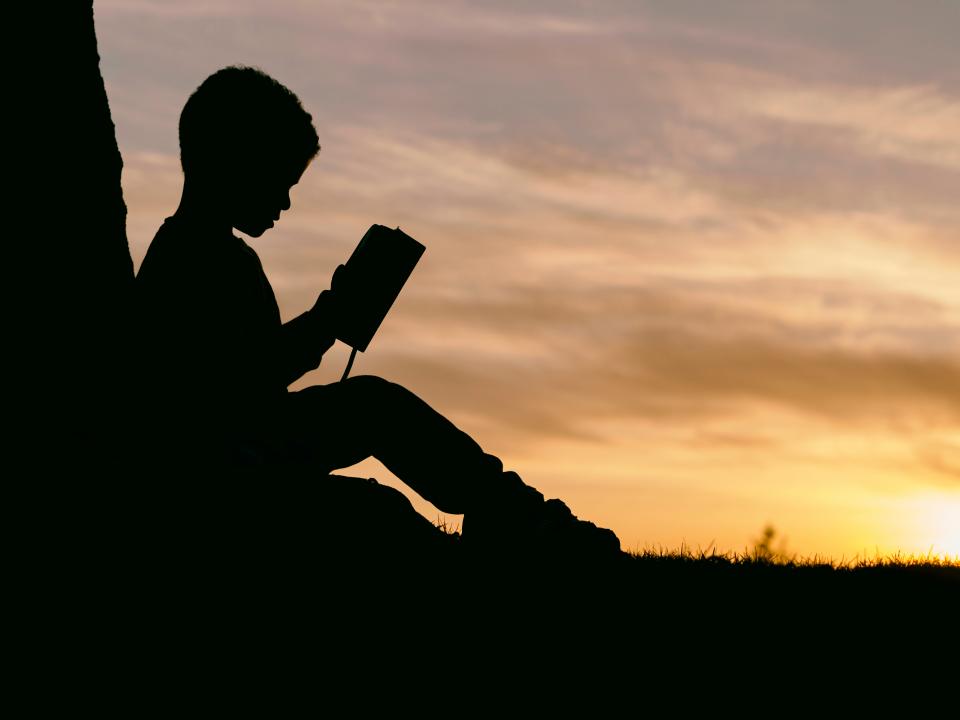 Học sinh học bài cùng Gia sư Giang tại Quận 12